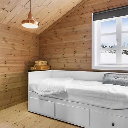 Five Bedroom Holiday * Tjorhom