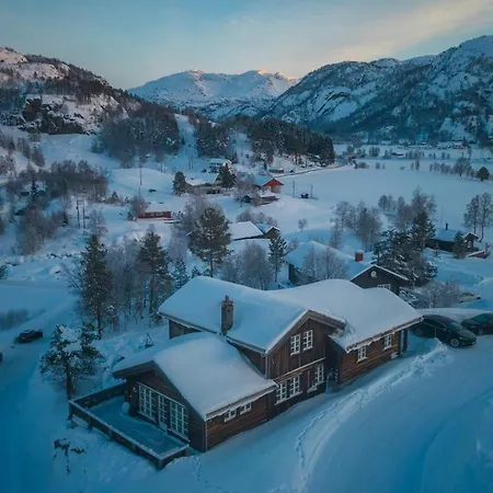 Five Bedroom Holiday *