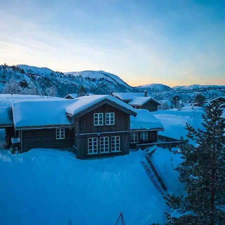 Five Bedroom Holiday فيلة Tjorhom